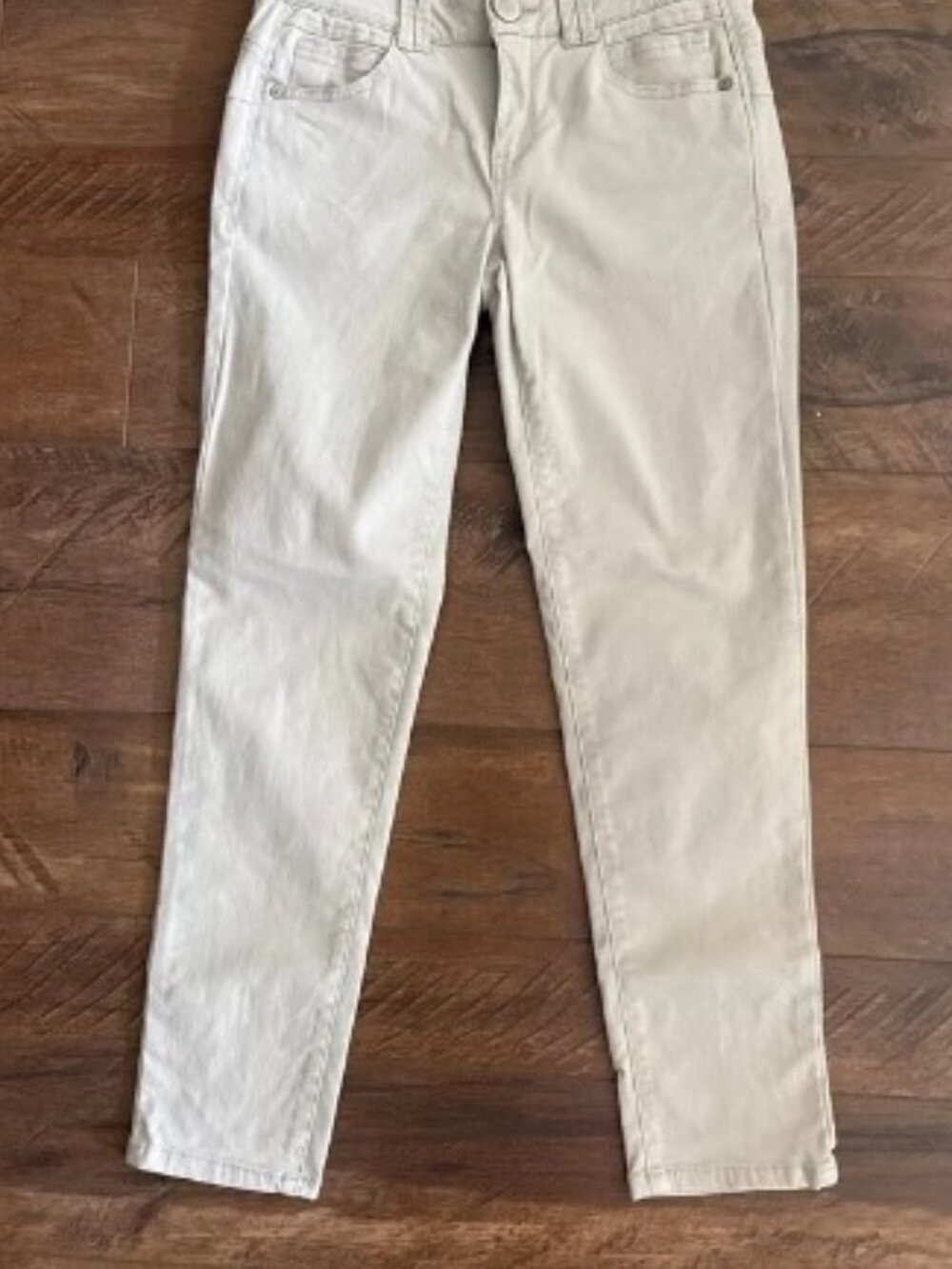 Women's Slim Straight Jeans in Light Beige